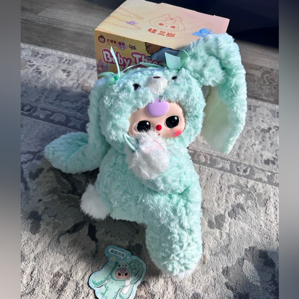 New confirmed baby three hugging bag pack